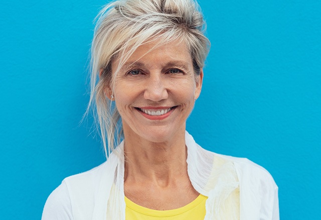 Femme souriant